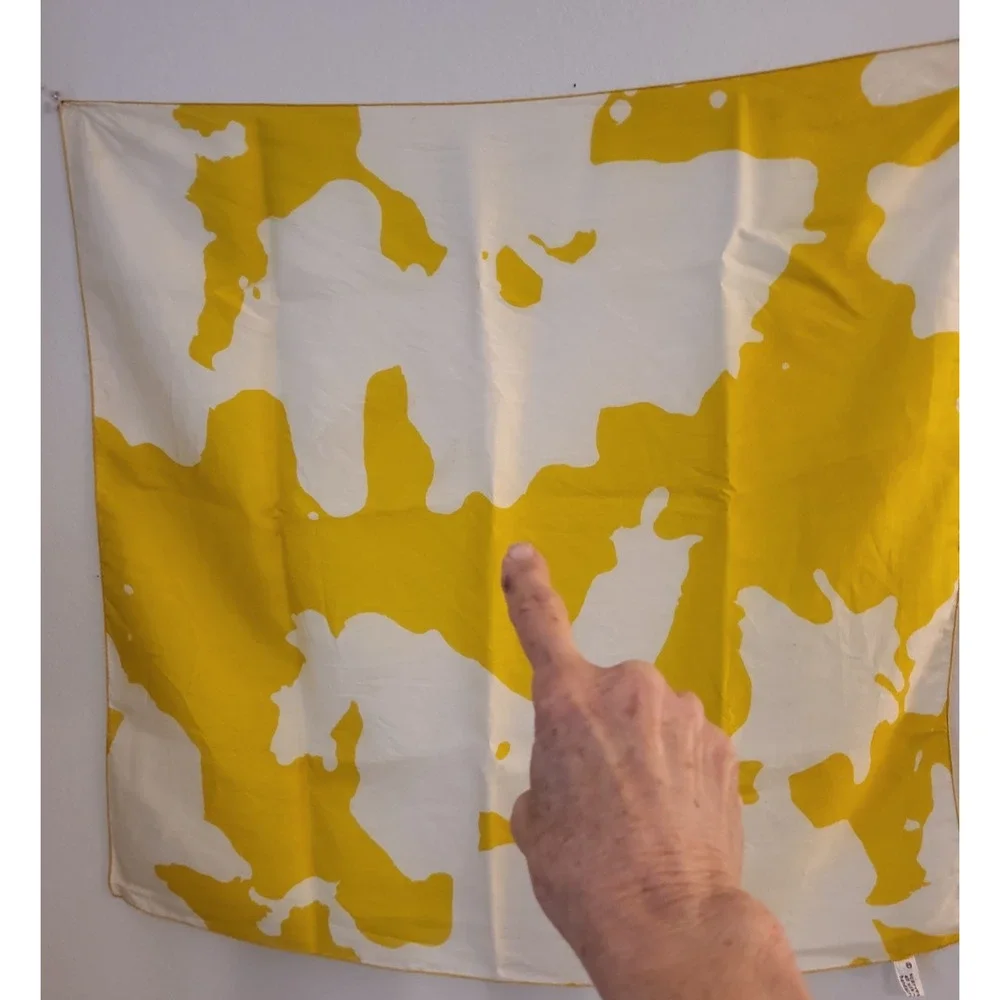 Vera Neumann VTG Silk Scarf Japan Yellow & White Fluid Abstract Print 21